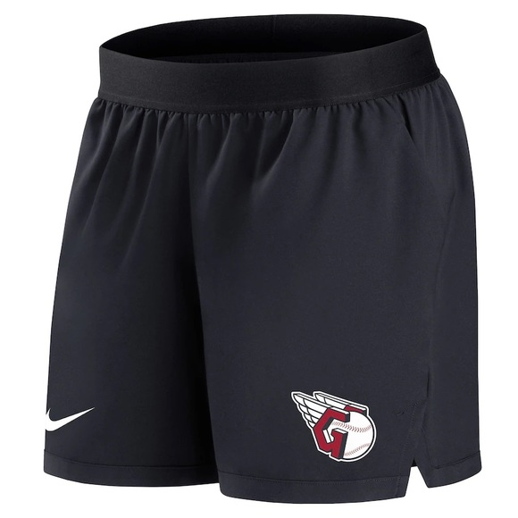 Women’s Nike Cleveland Guardians shorts - Picture 2 of 7